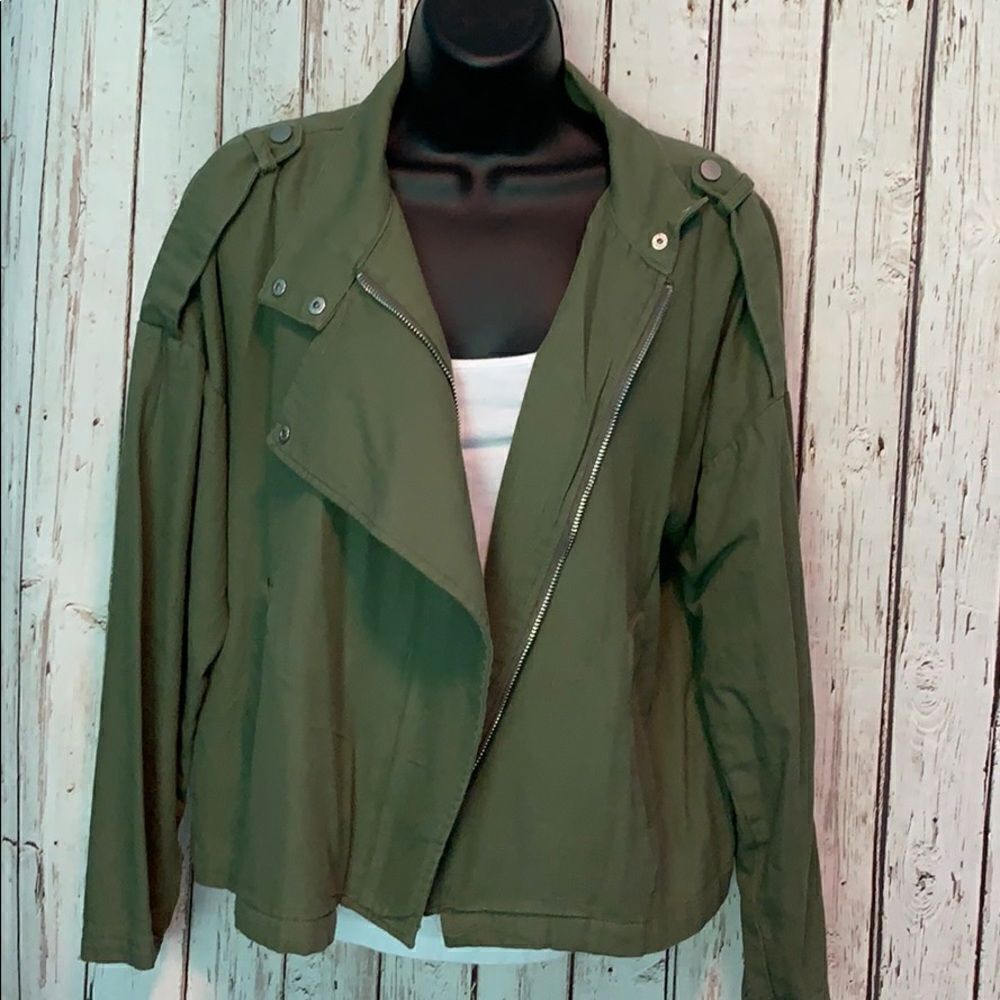 Green crop army style jacket Med worn once